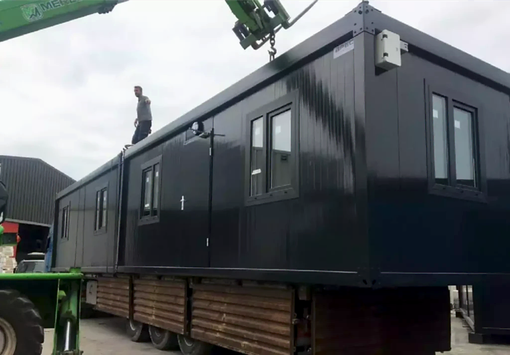 Varlik 141500x min 1